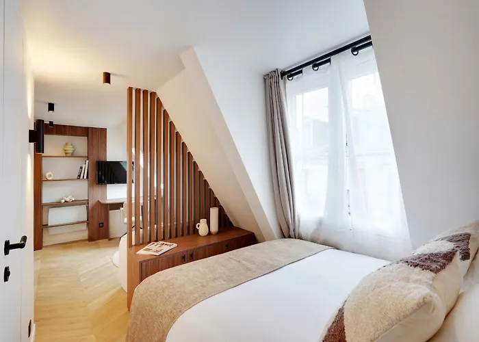 Cosy And Modern - 2p - Saint Lazare 8eme * Paris